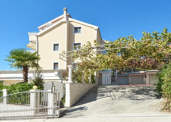 Klaudia 公寓 特罗吉尔